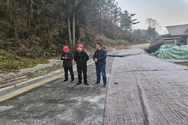 范文伟督查房石镇辉绿岩矿项目