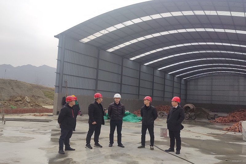 张杰调研朝天七盘关拌合站建设项目